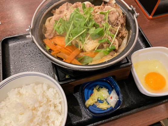 吉野家の牛すき鍋膳